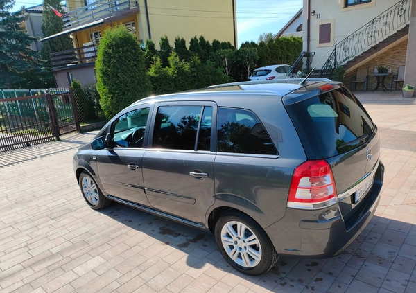 Opel Zafira cena 23900 przebieg: 180700, rok produkcji 2010 z Wrocław małe 277